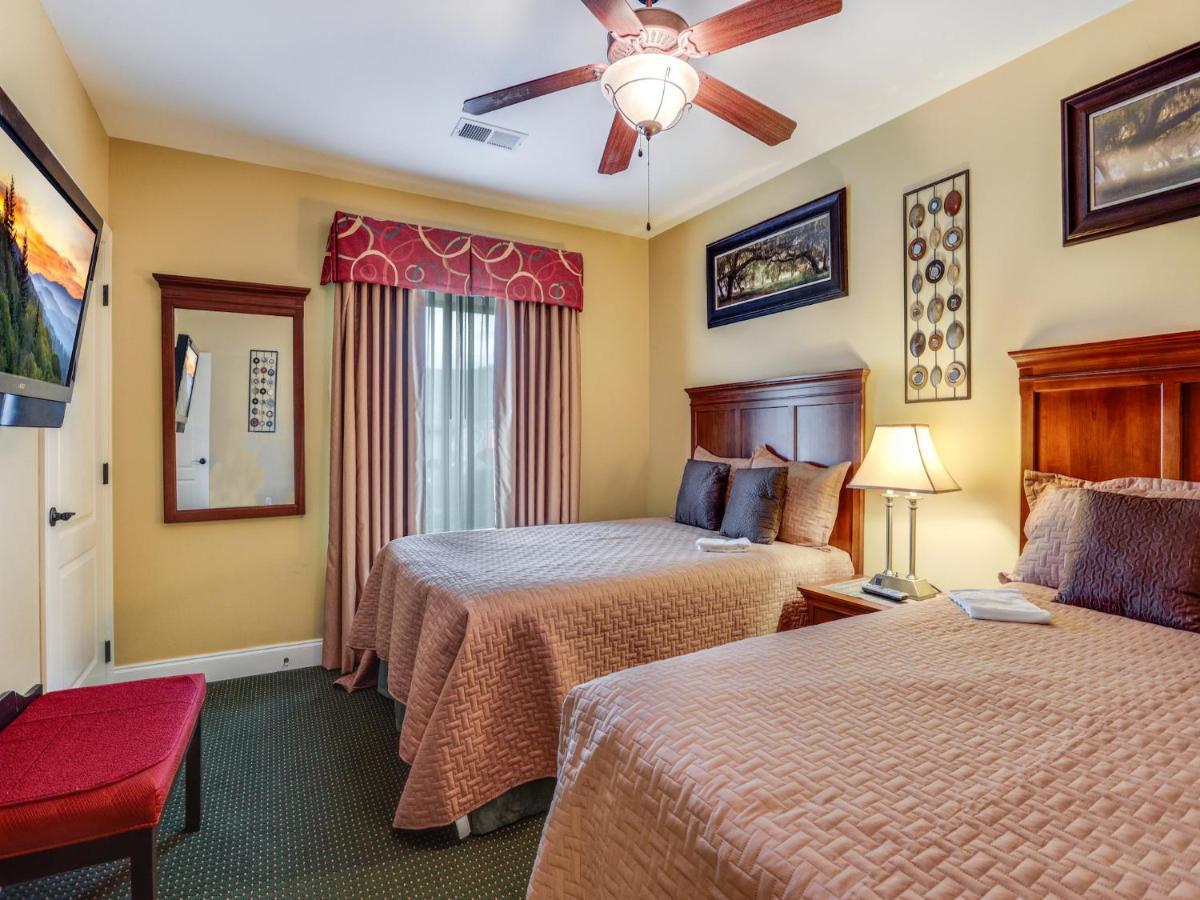 Downtown Delight, 2 Bedrooms, Pool, Hot Tub, Sleeps 6 Gatlinburg Ngoại thất bức ảnh